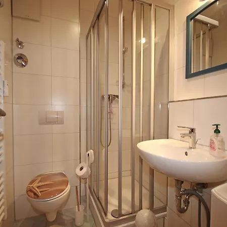 Ferienwohnung, *